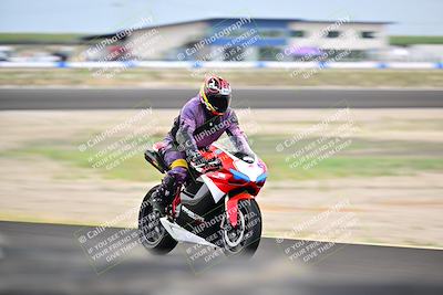 media/Apr-18-2025-TrackDaz (Fri) [[45f5874c44]]/A Group/Session 4 (Turns 5 and 6 - Inside)/